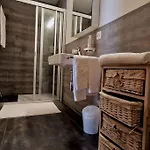 아파트 Superbe Avec Piscine Et Sauna 샹페