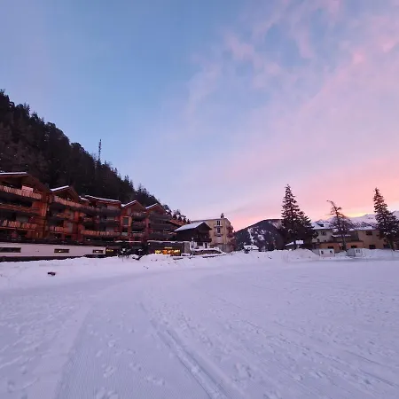 Superbe Avec Piscine Et Sauna